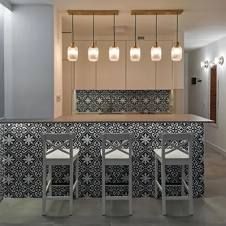 Royal Panorama Penthouse アロナ